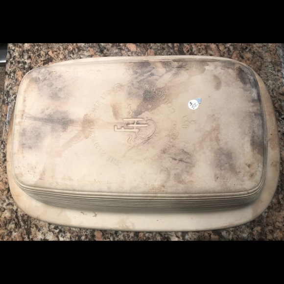 *SOLD* New Pampered Chef Stoneware Roaster - Picture 2 of 5